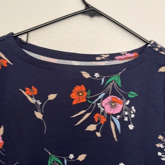 CHARTER CLUB. Size LP . Color folral orang and pink and green and navy - Picture 2 of 6